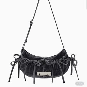 Suede Bow-Accent Shoulder Bag in Black